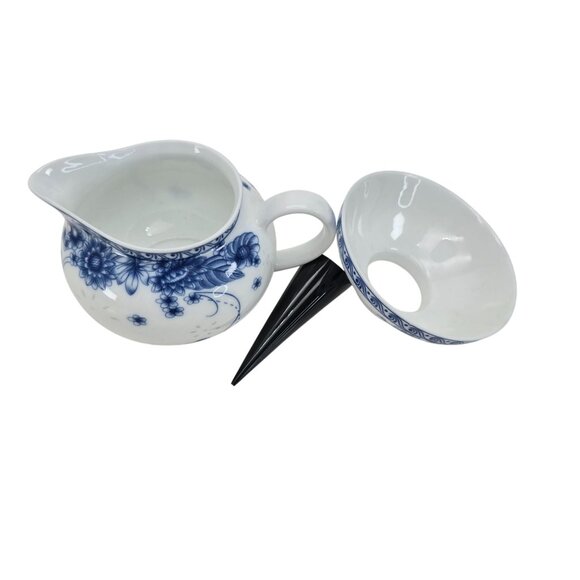 Vintage Blue & White Porcelain Oil & Vinegar Dispenser With Funnel Set JE112 - Picture 4 of 12